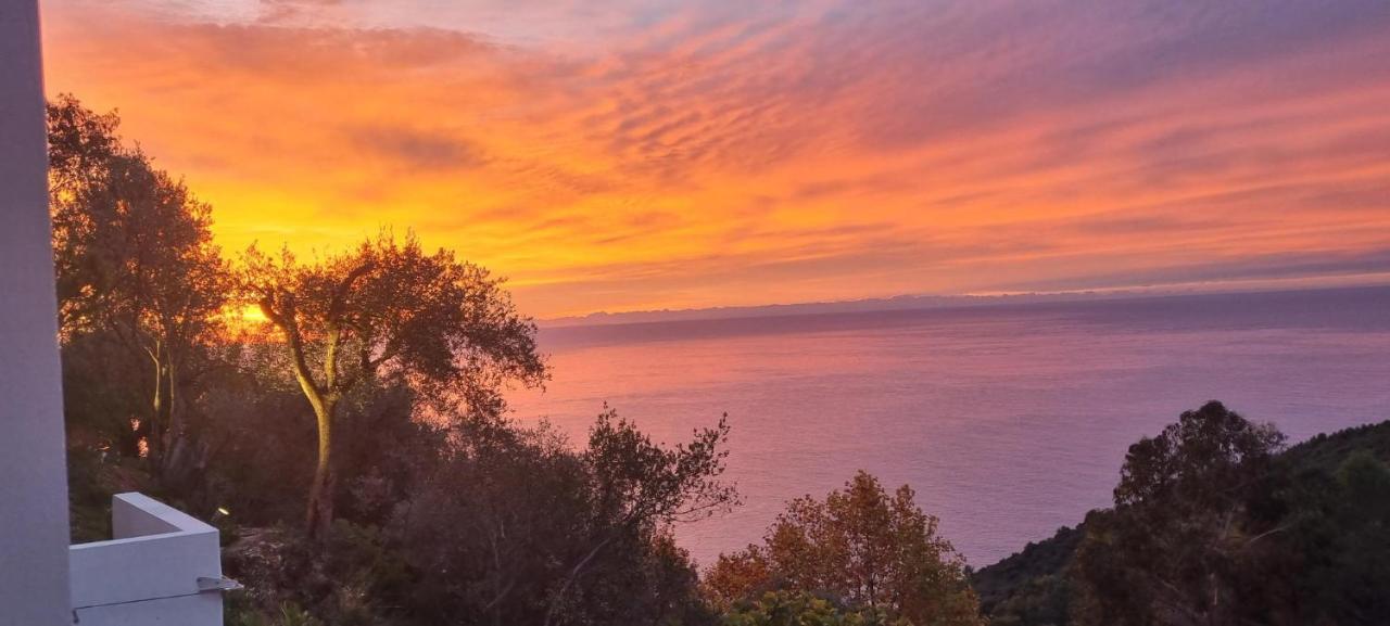 Appartement De Luxe Eze Village Vue Mer Avec Piscine Eksteriør bilde