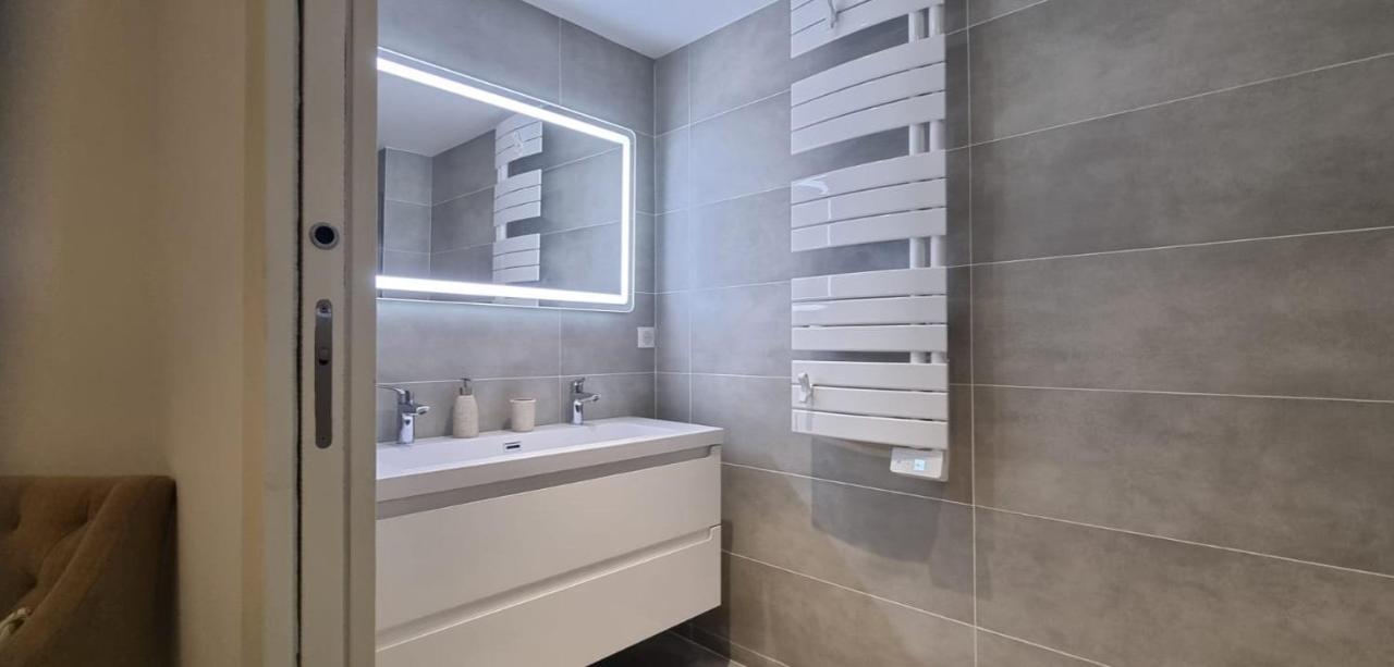 Appartement De Luxe Eze Village Vue Mer Avec Piscine Eksteriør bilde